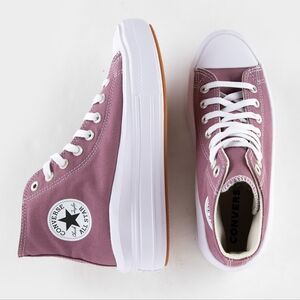 Chuck Taylor All Star Move Platform Sz 7 in Dreamy Dhalia